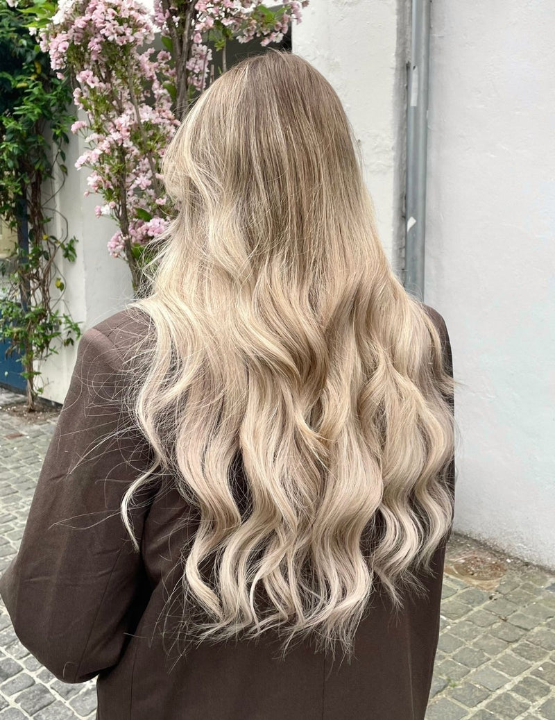 Entdecke Looks mit Beige Blonde Mix Root 5B+16B/60B – billede 1